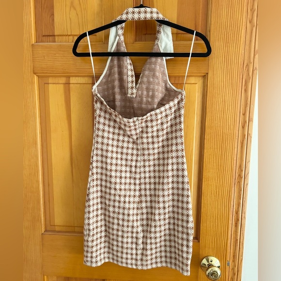Sadie & Sage Rust Tan Houndstooth Plaid Halter Dress - Picture 4 of 5